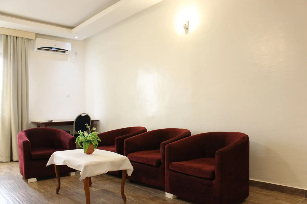 Lewat Hotel