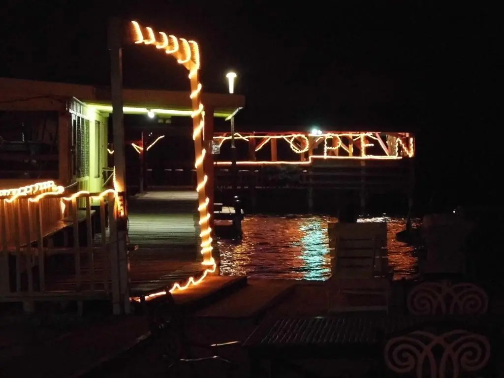 Alans Paradise Hotel