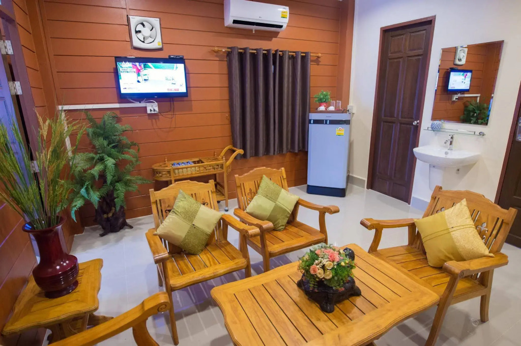 Sri Siam Resort