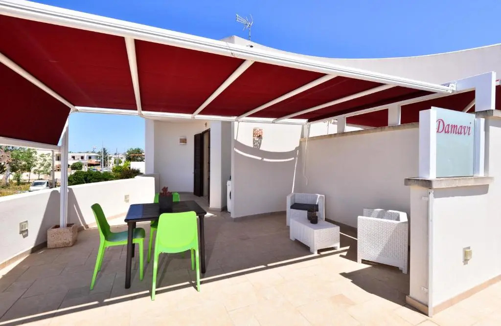 Damavi Suite