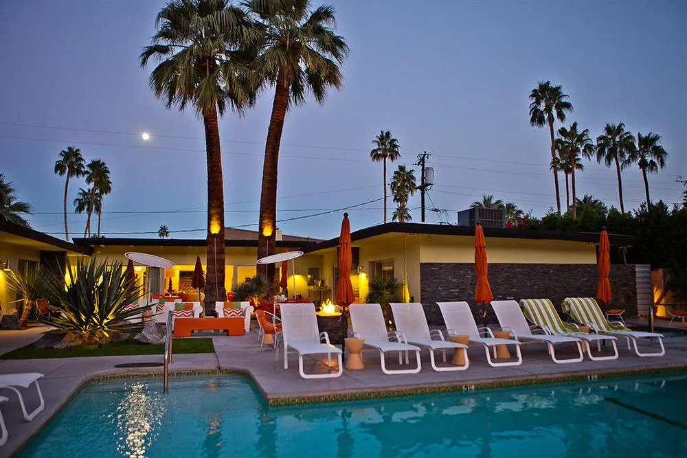 Inndulge - Iconic Gay Men's Resort