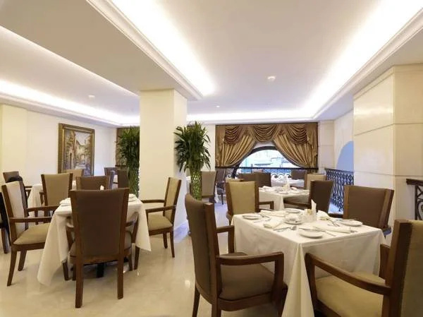 Le Patio Boutique Hotel