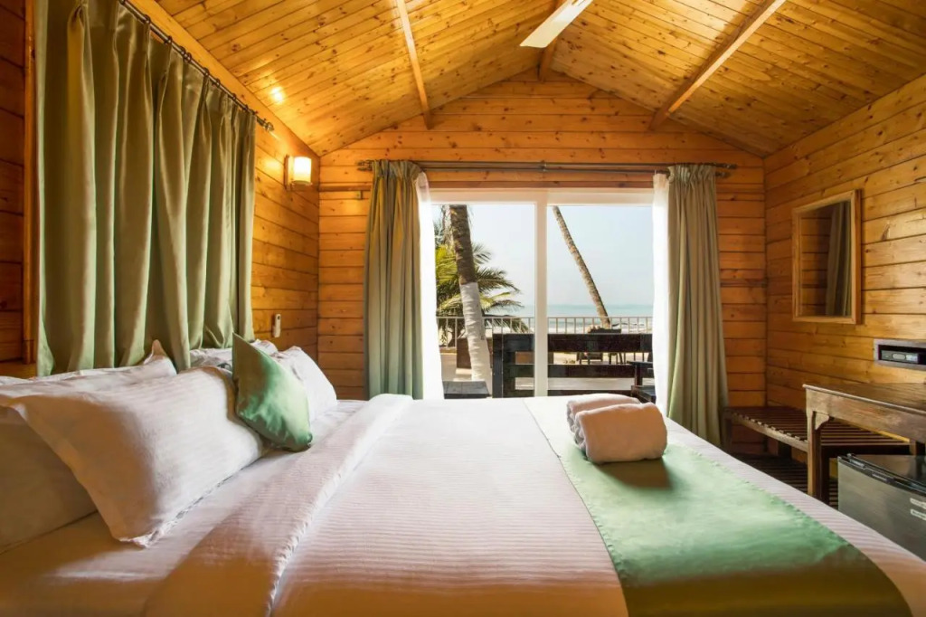 Antares Beach Resort
