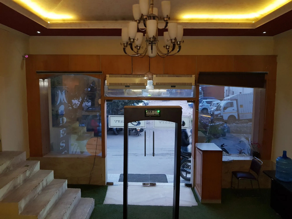 Hotel WTI Modesty