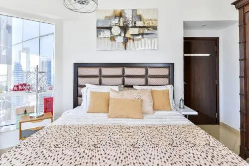 Beautiful 2Bed 2Baclcony in JLT, Dubai