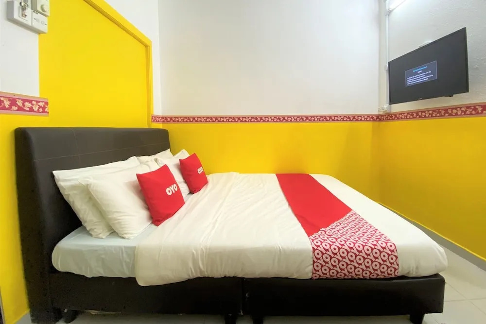 OYO 90176 Dcruz Sunrise Villa