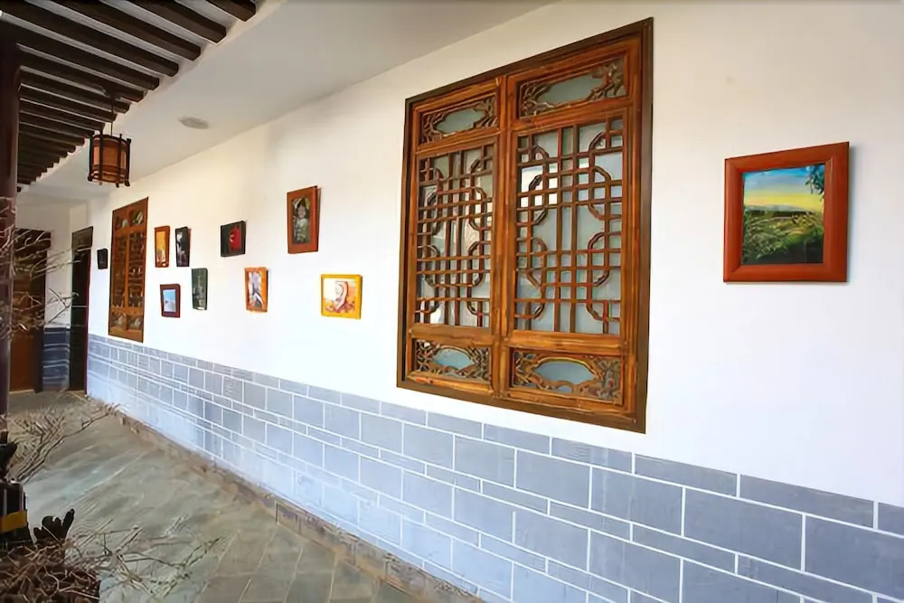 Lijiang Yuexi Inn