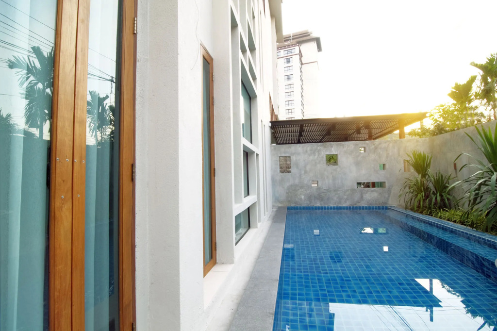 Tapae Gate Villa