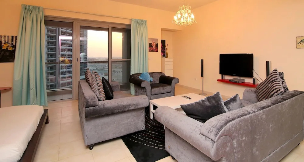 New Arabian Holiday Homes Executive Bay