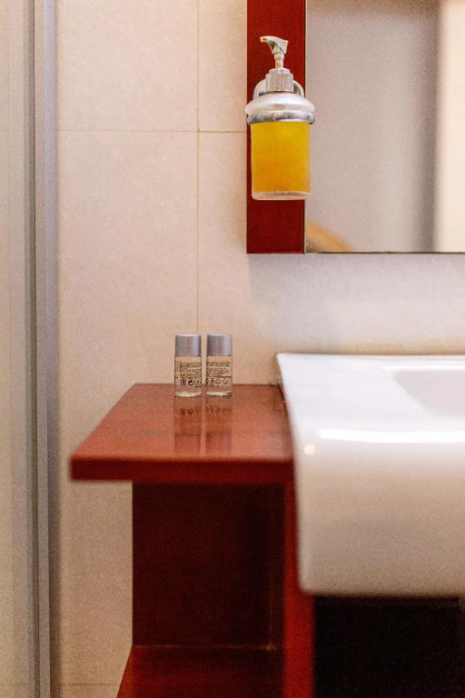 Lira Pacific Aparthotel
