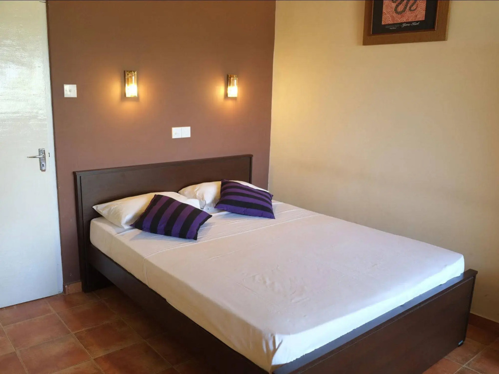 Reggie's Guesthouse