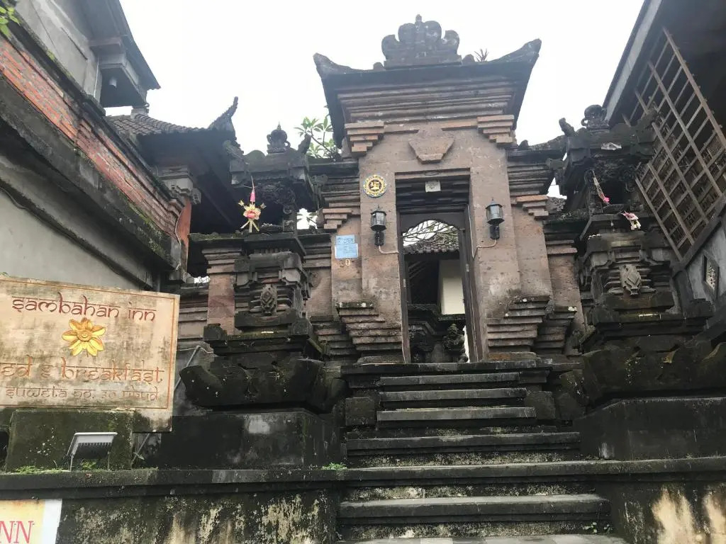 Sambahan Inn