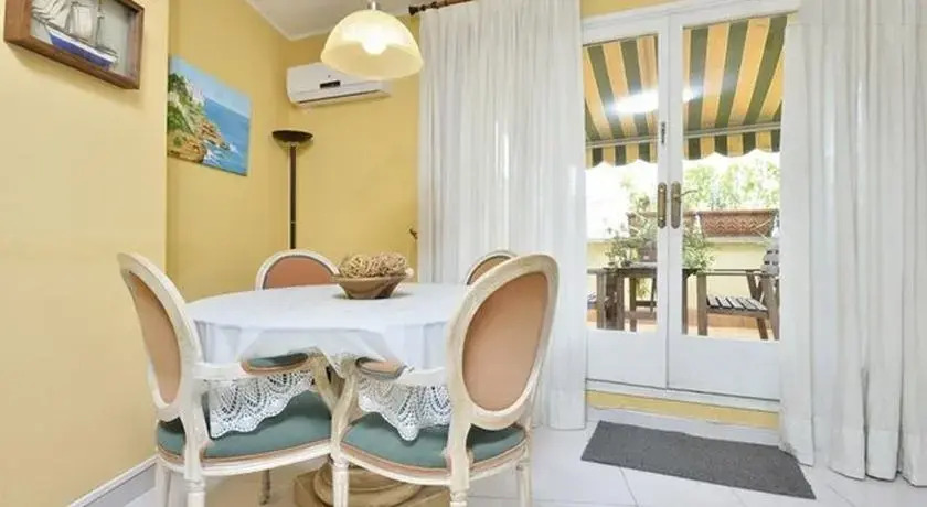 Penthouse Carrer de lHort by HelloApartments