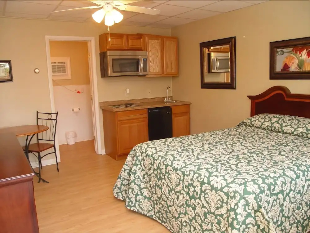 Oneida Lake Inn