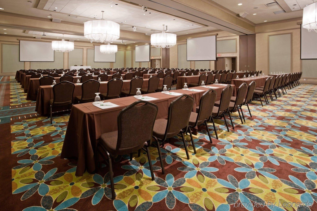 Doubletree By Hilton Pointe Claire Montreal Airport West