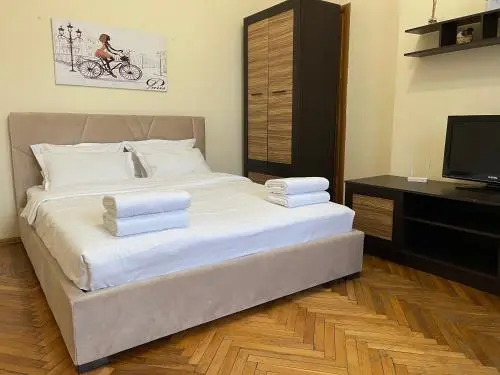 Avangard LChin*B Apartment