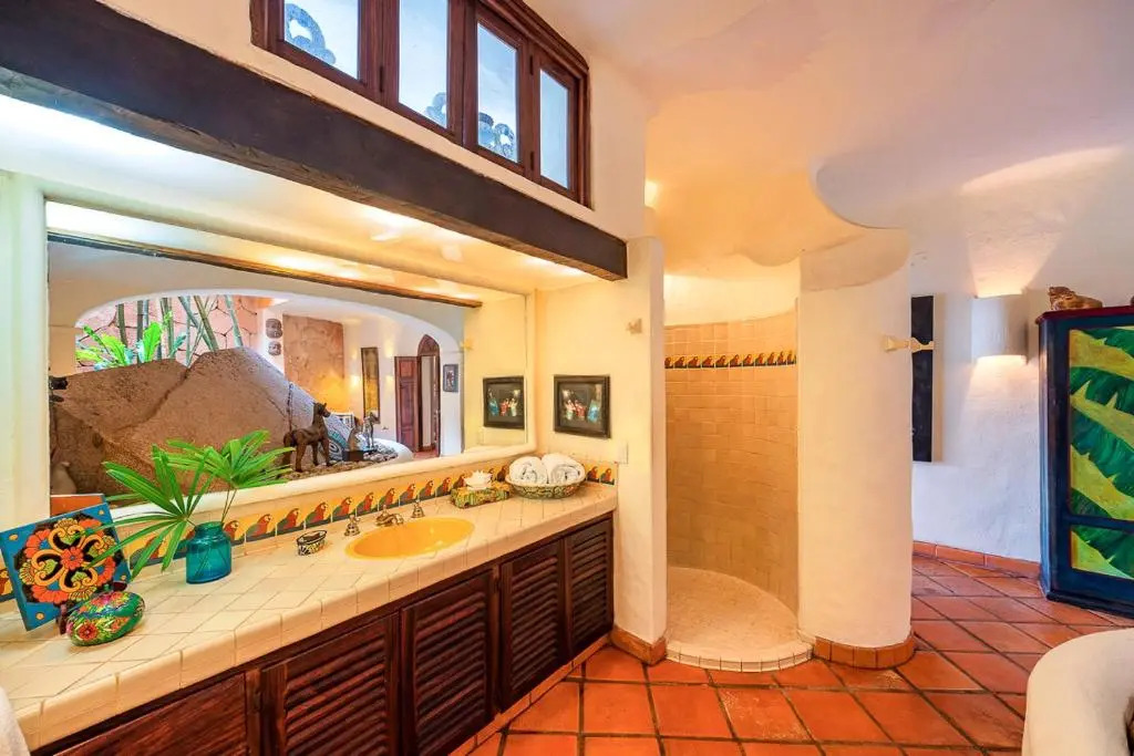 Coto San Xoaquin Villa Sleeps 6 with Pool and Air Con