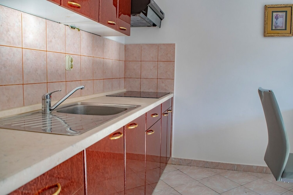 Apartments Daira
