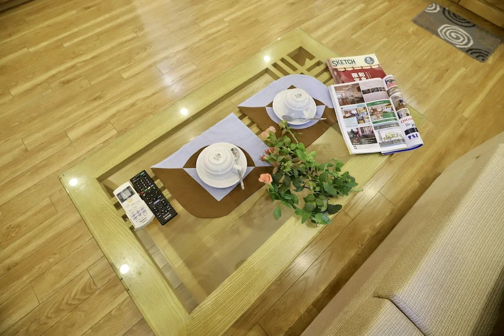 Stay Pham Huy Thong Hotel