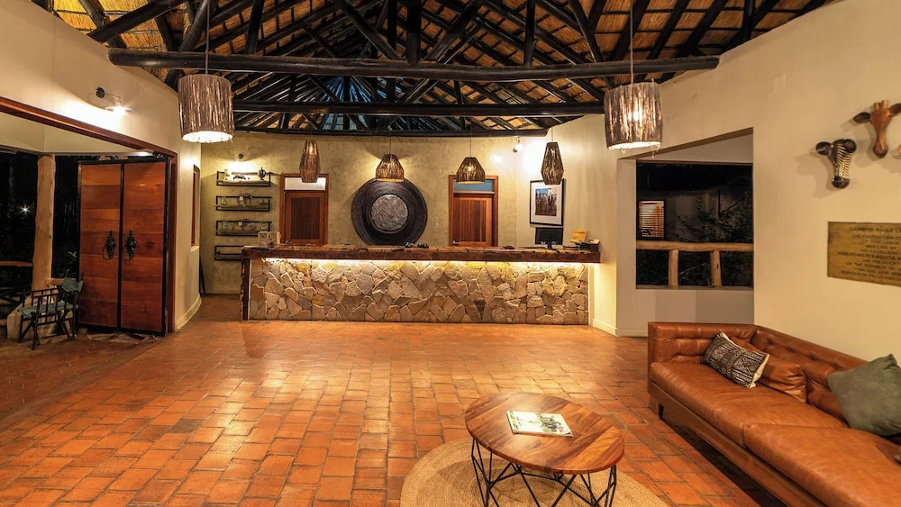 Sambiya River Lodge