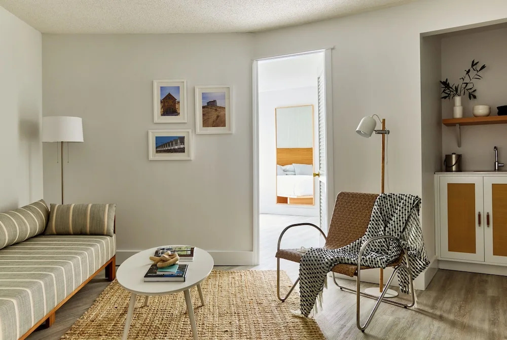 Parker Beach Lodge