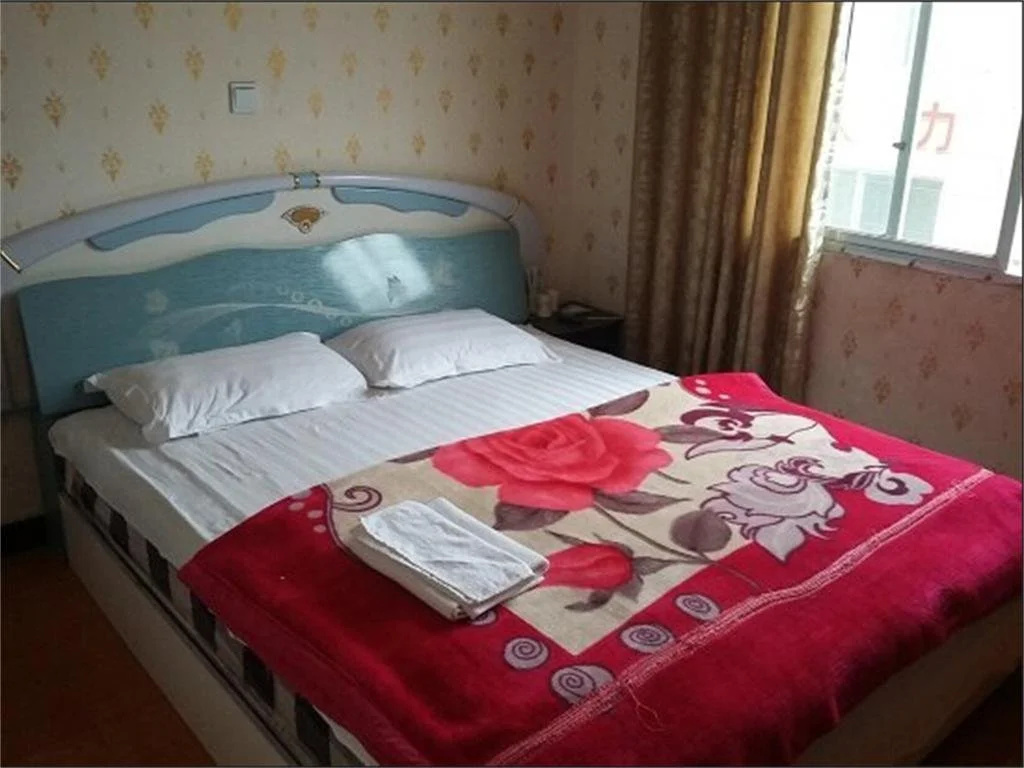 Ya'an Youyi Business Inn