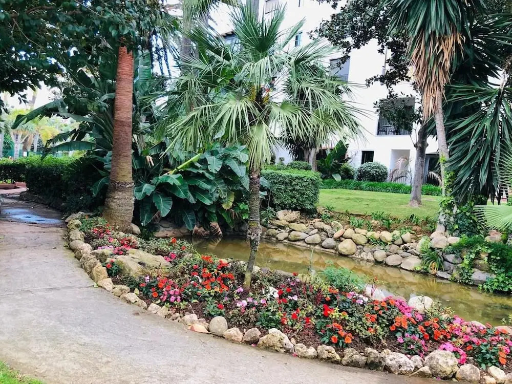 Apartment with 2 Bedrooms in Marbella, with Wonderful Mountain View, Pool Access And Furnished Terrace - 300 M From the Beach