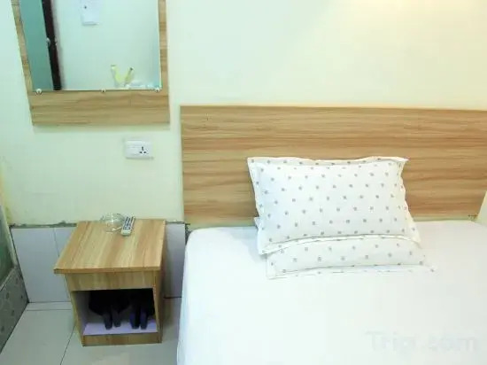 Star 7 Apartment (Wuhan Optics Valley Plaza Dayang Department)
