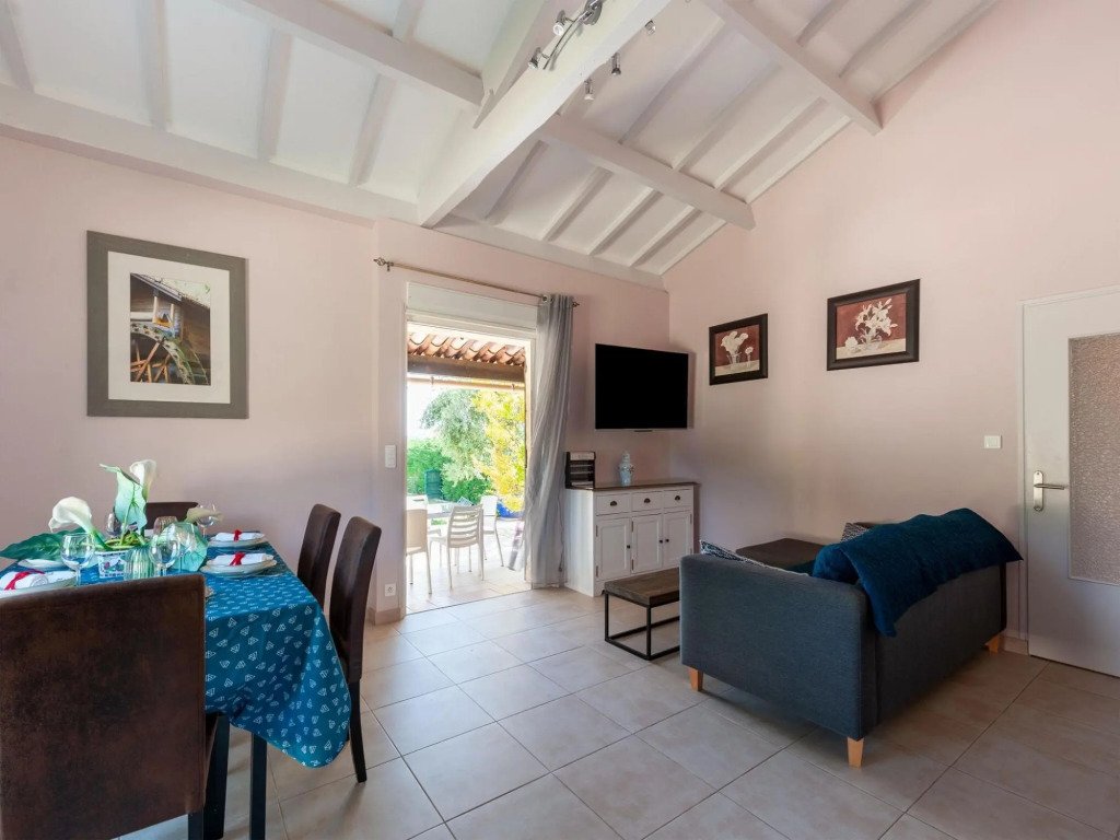 Villa Jenuska, Attractive holiday home in Callian with private pool