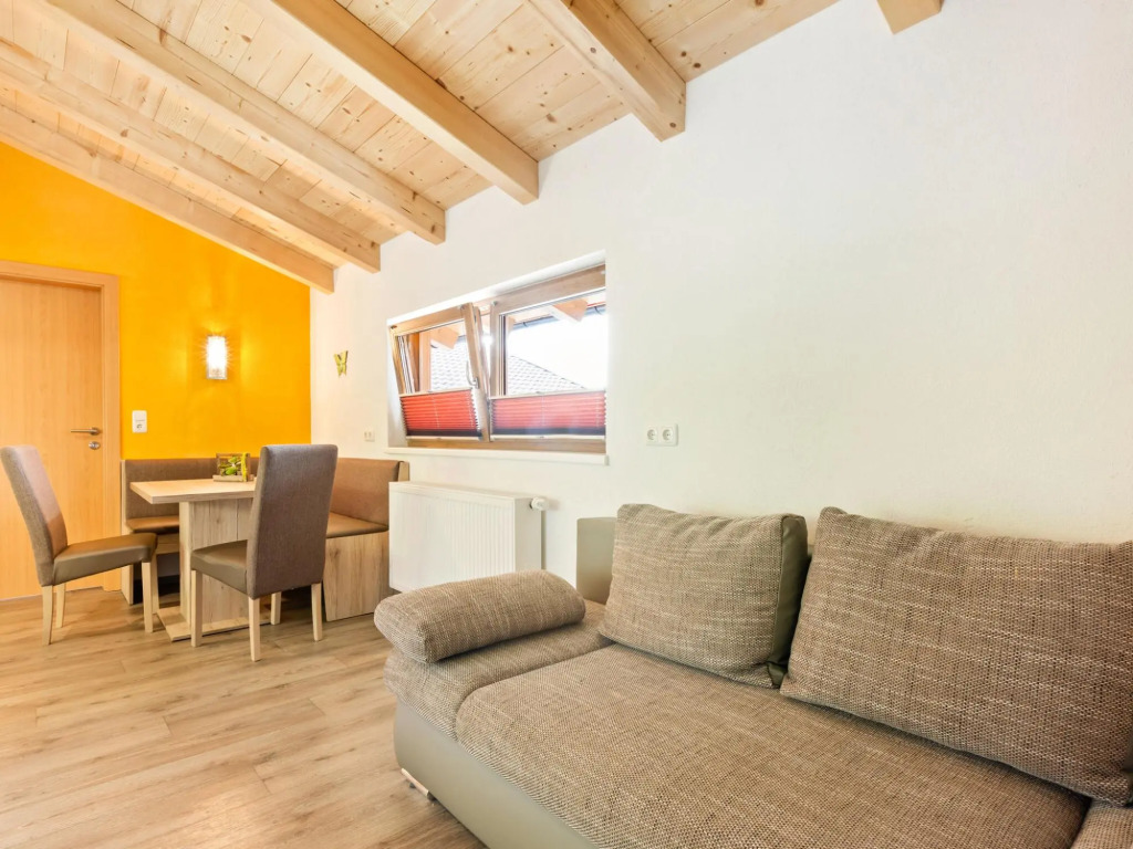 Cozy apartment in Hollersbach in Pinzgau with