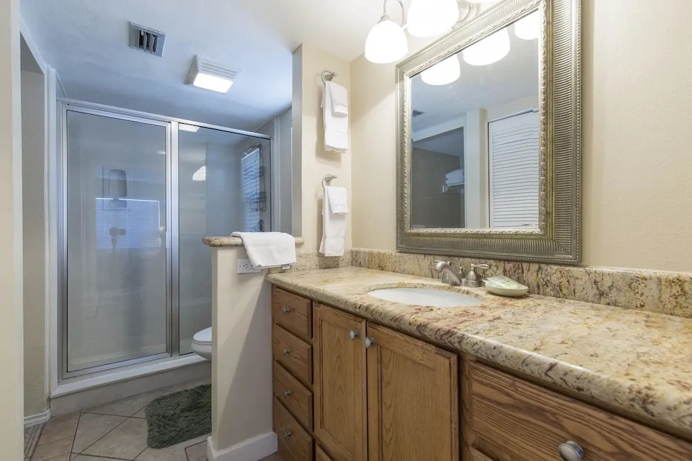 Suntide II Condominium 201