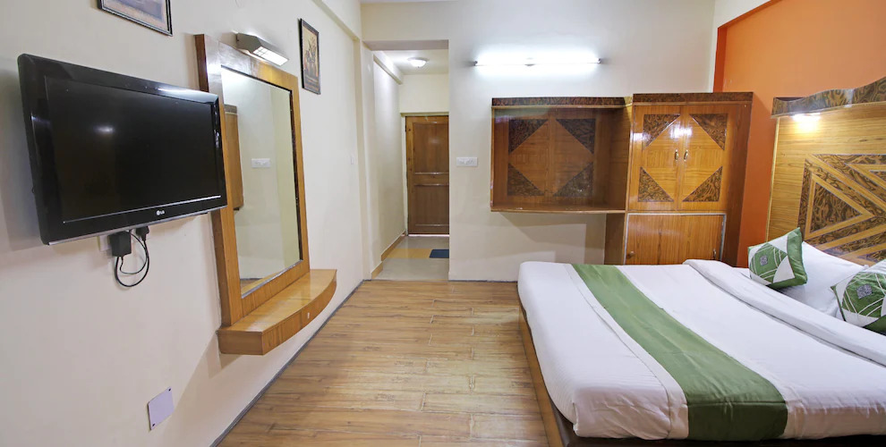 Hotel Park Residency