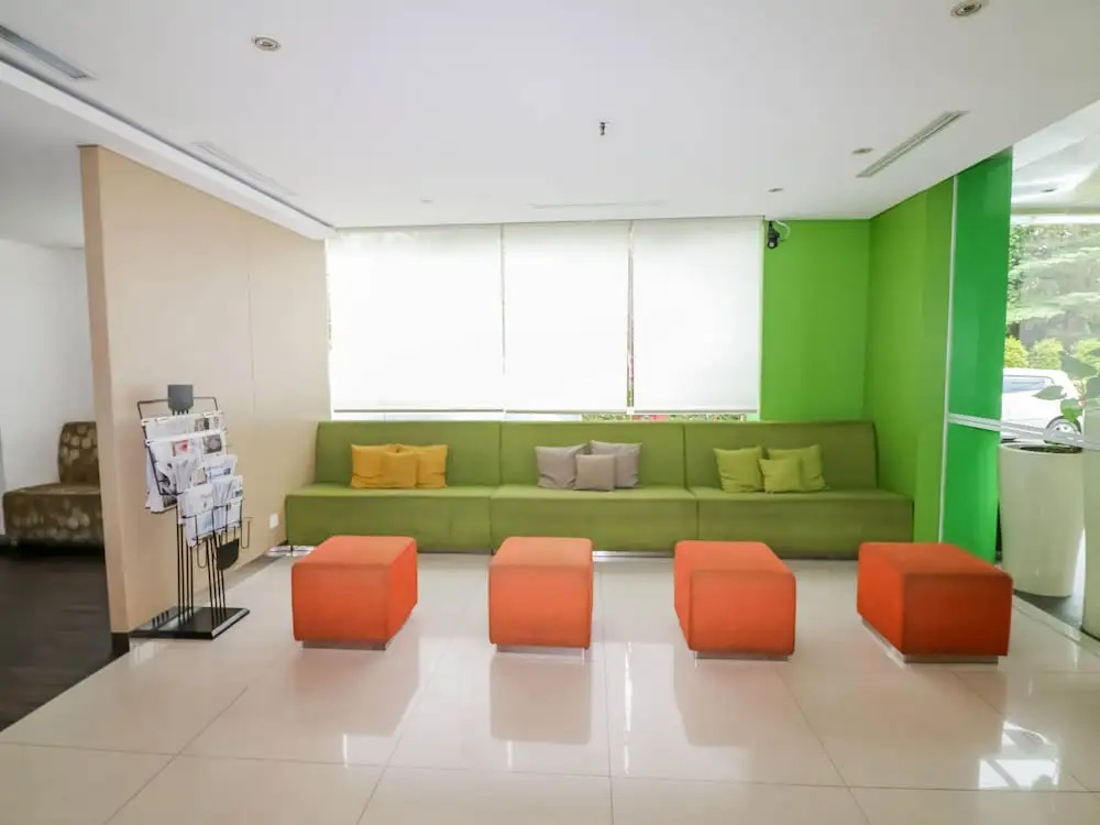 NIDA Rooms Tebet Pancoran Statue Dukuh Patra Raya