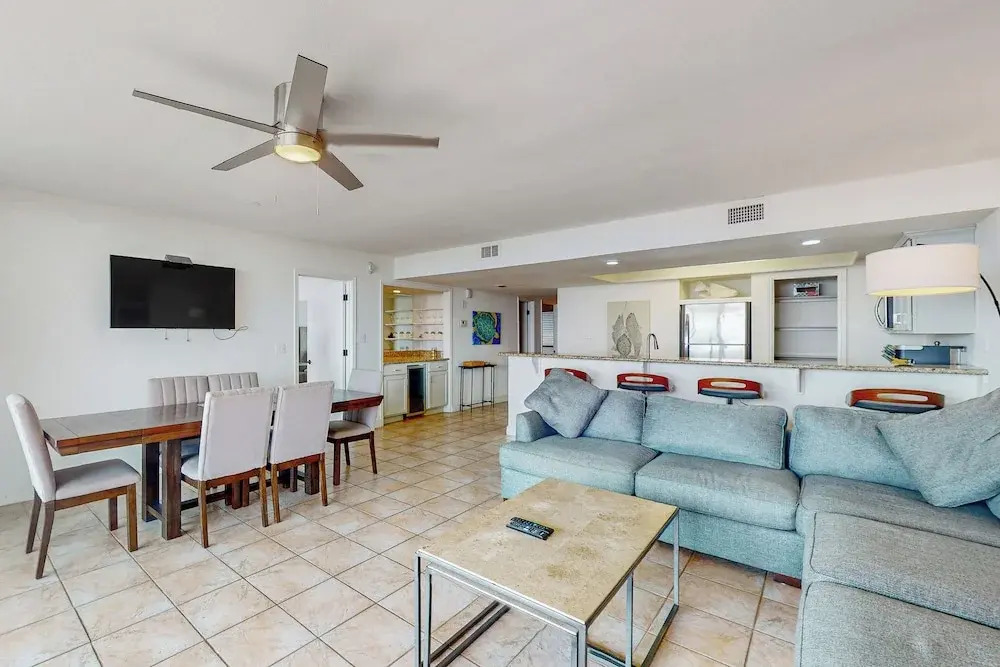 All-suite 3br, Beachfront: Suntide III - Unit 206