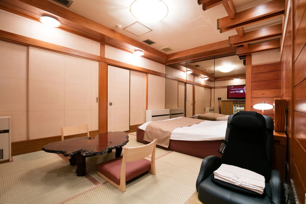 HOTEL PERRIER