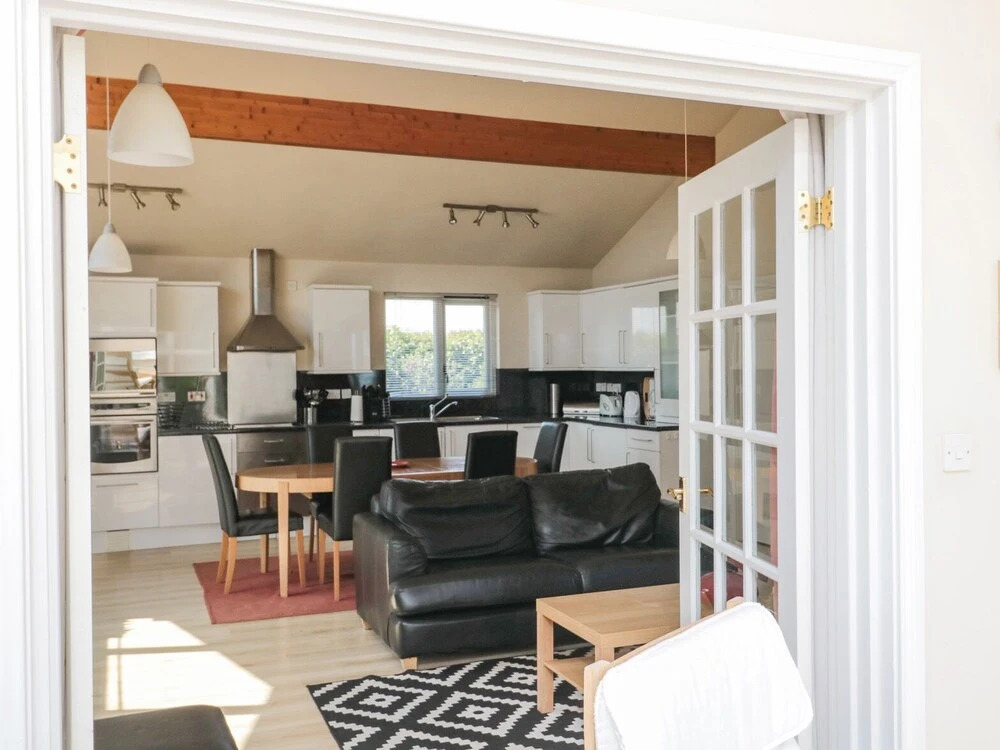 Orchard Lodge