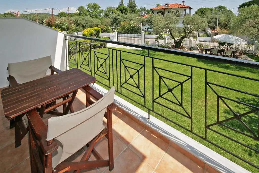 Ioannis Apartments