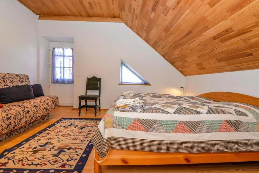 Apartamentas ''Jūratė'' 6-8 asmenims su sauna, privačiu kiemeliu prie jachtklubo.