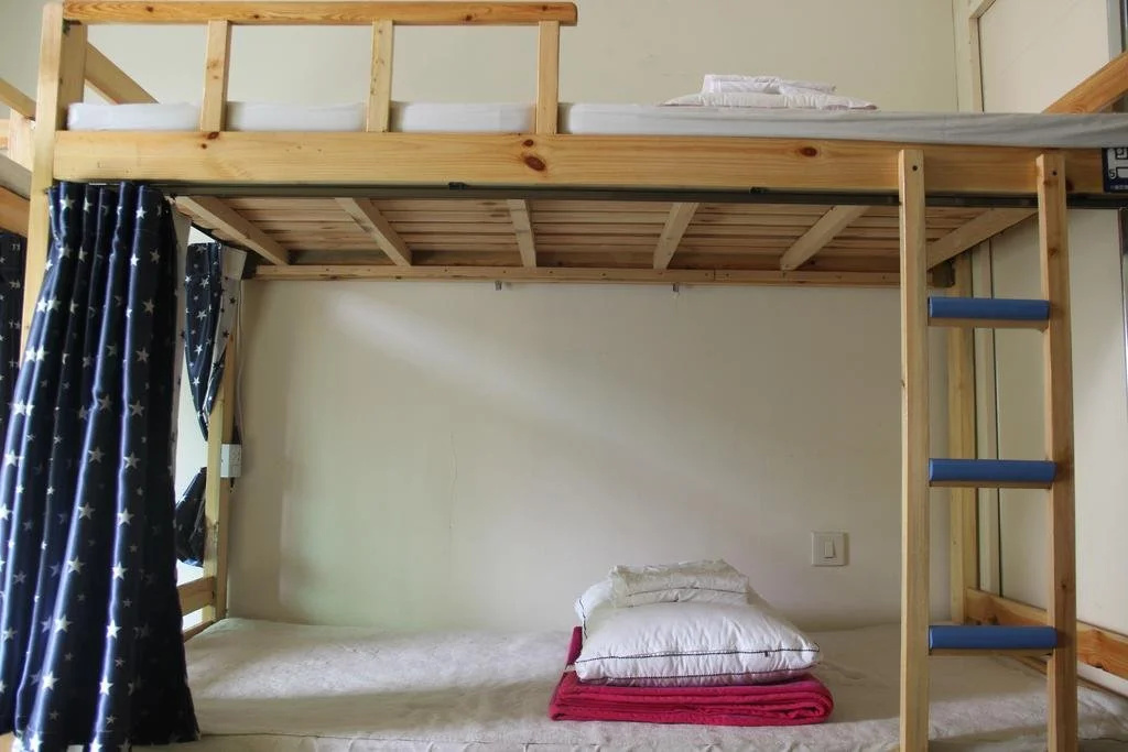 Dunpa Beibao Hostel