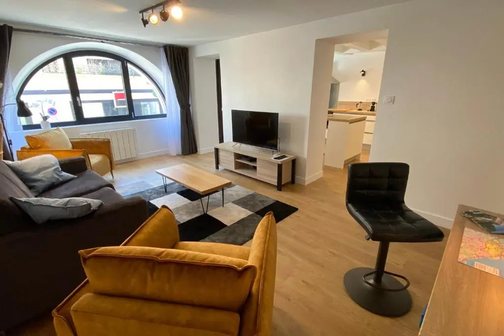 Le Royal 4 - Appartement pour 4 personnes au centre ville