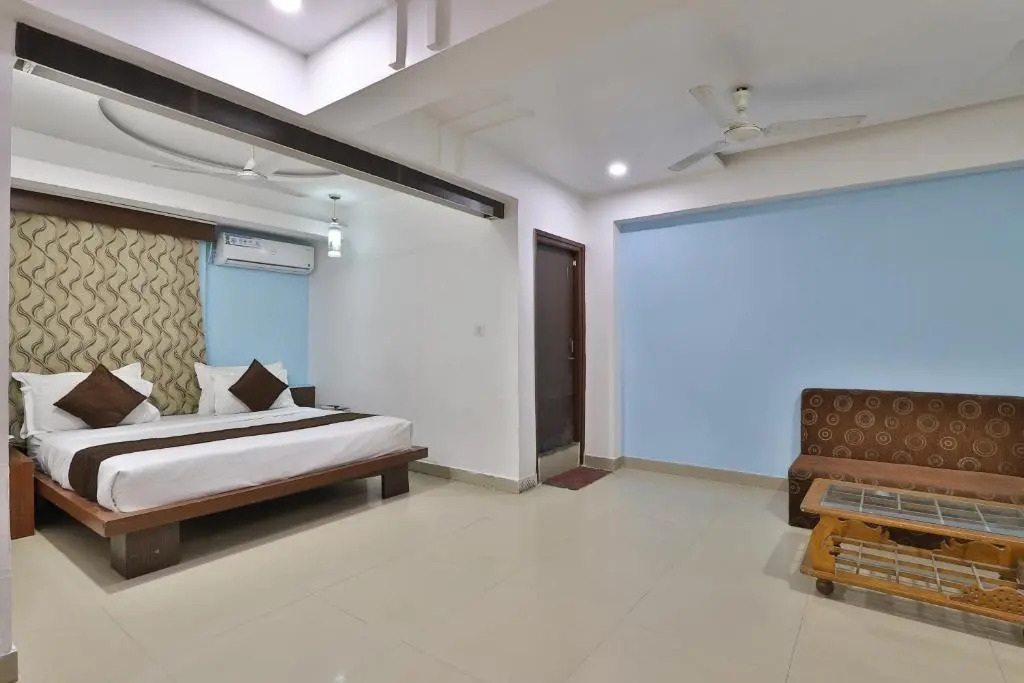 Hotel Mukund Palace