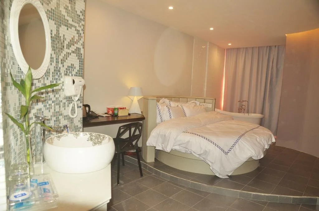Rudong Y Hotel
