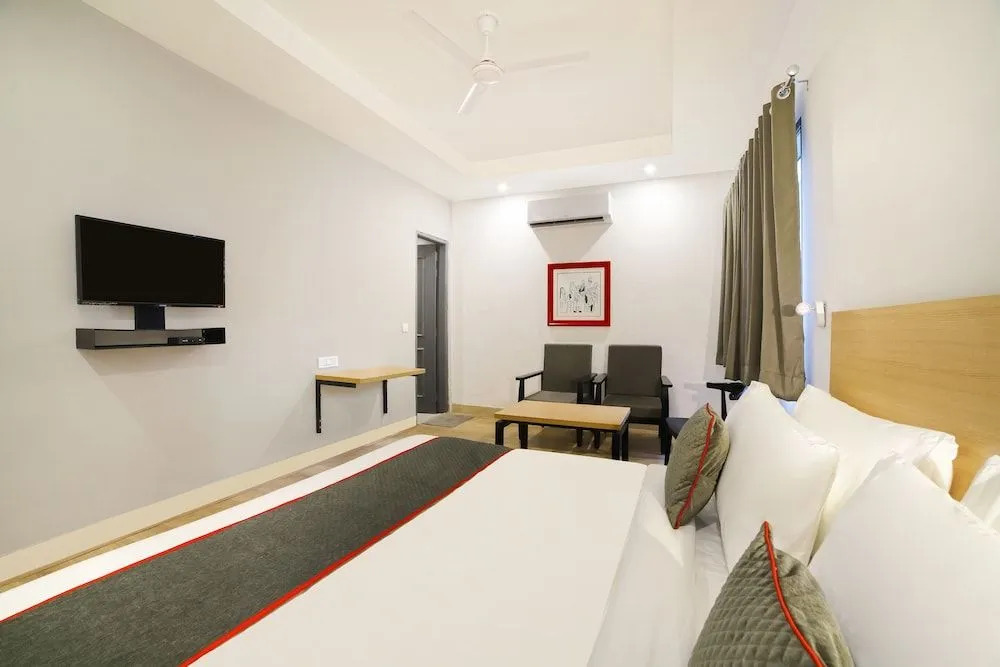 Oyo Townhouse 120 Shushant Lok