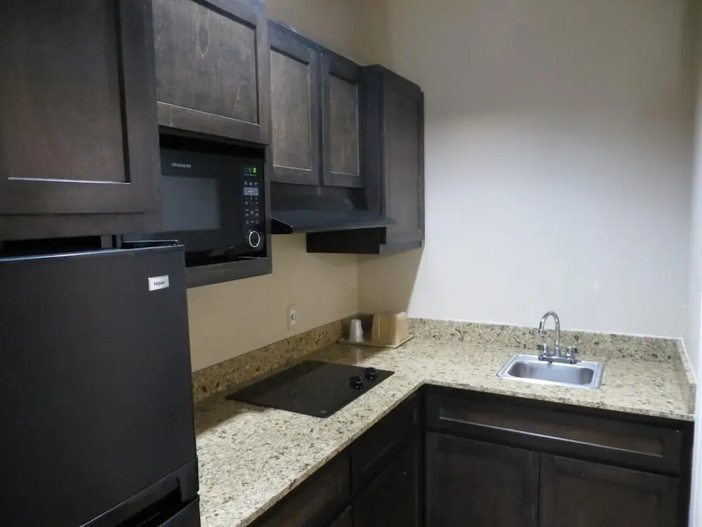 Scottish Inns and Suites Hwy 146 #A Baytown, TX