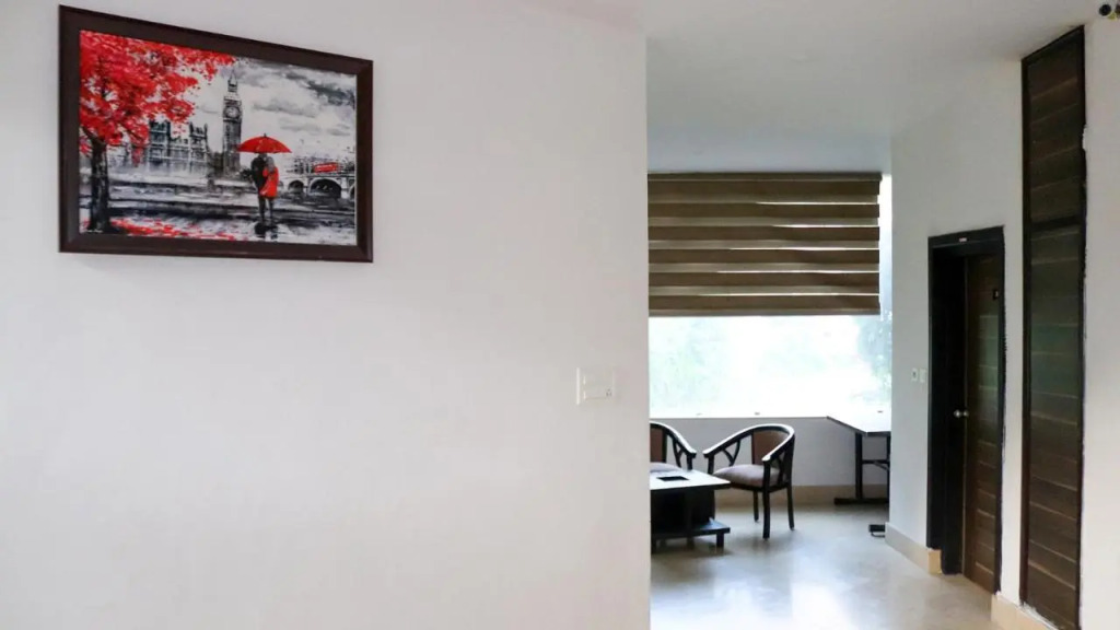 AK Continental - Mcleodganj