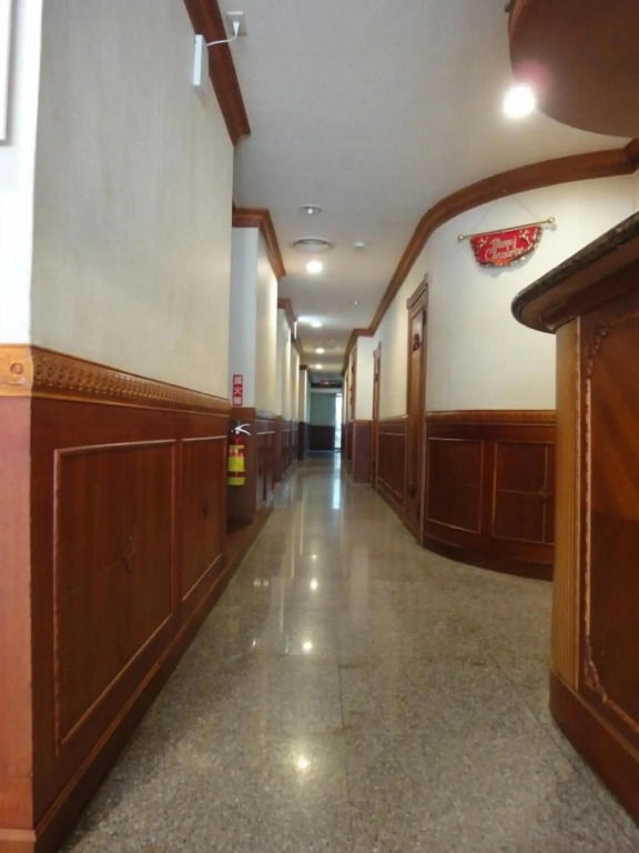 Hua Yue Hotel