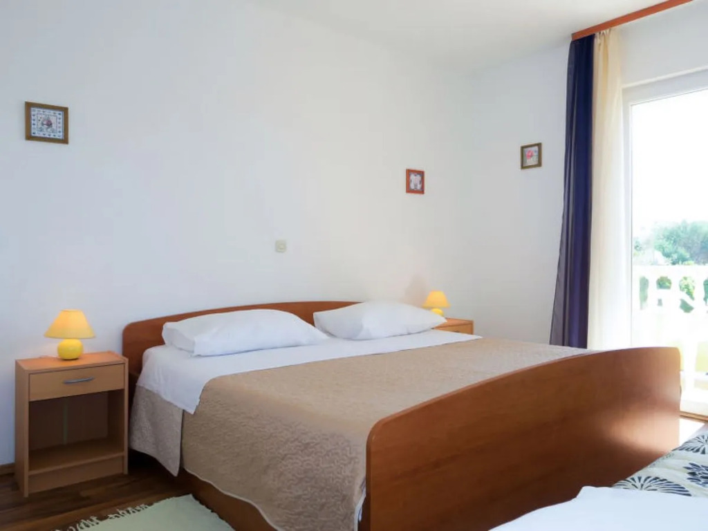Apartment Dora Spiez 39648