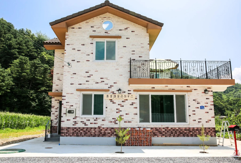 Poolip Family House(2020.07 OPEN)