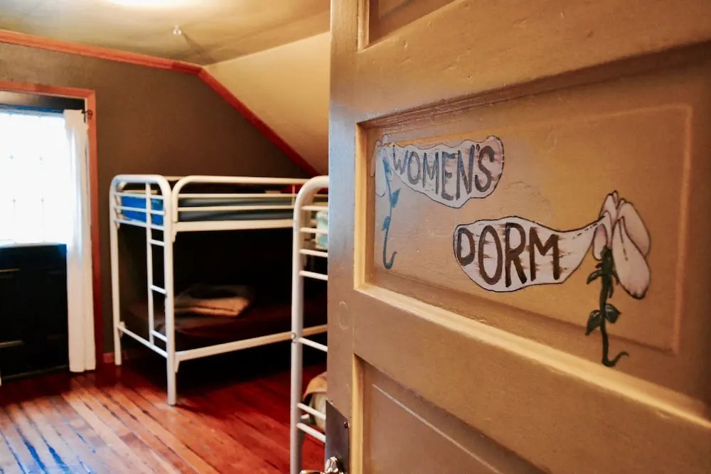 Eugene Whiteaker International Hostel