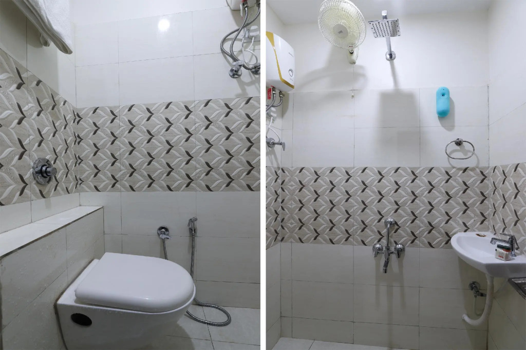 OYO 71040 Hotel Sagar Palace